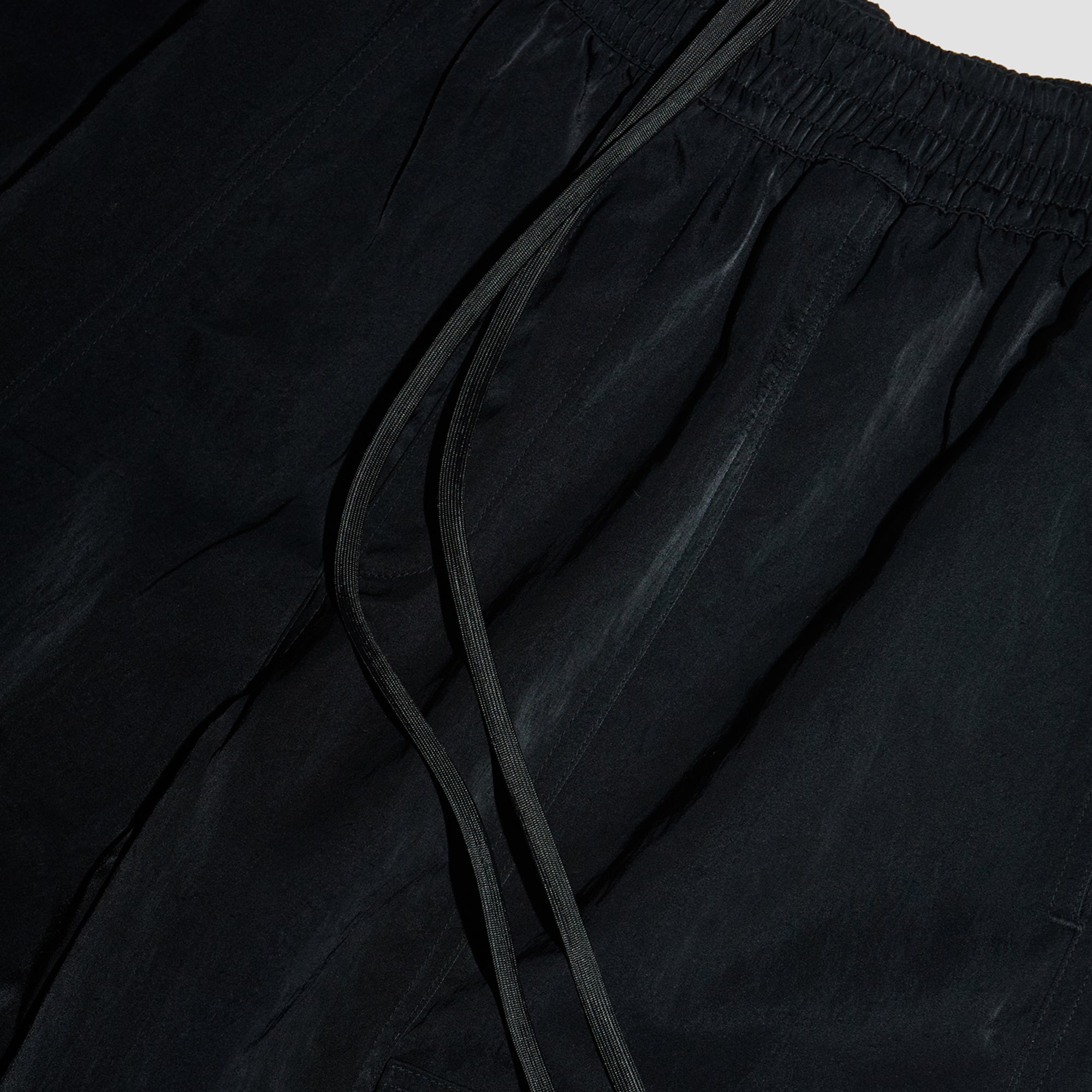 HeavyProtect Black Cargo Pants