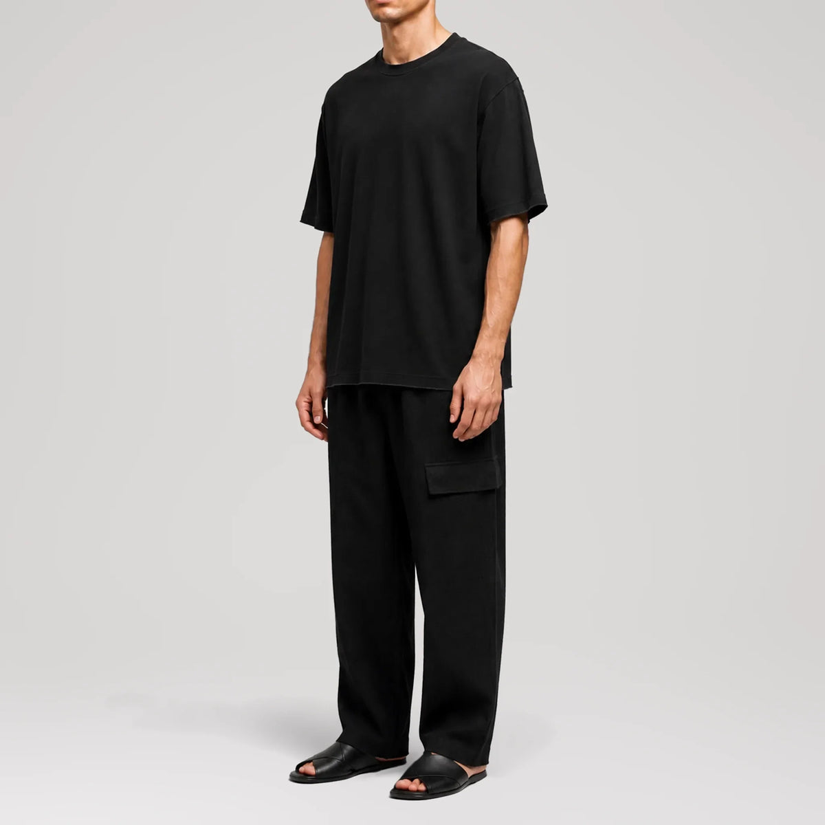 T-shirt bords francs ElevaPima Black, vue de profil