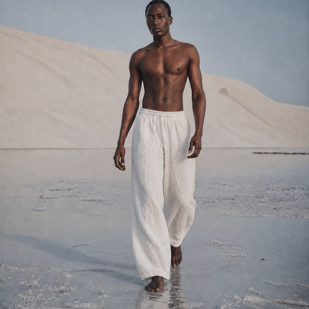 Pantalon lounge AngelWeave White sur le désert de sel