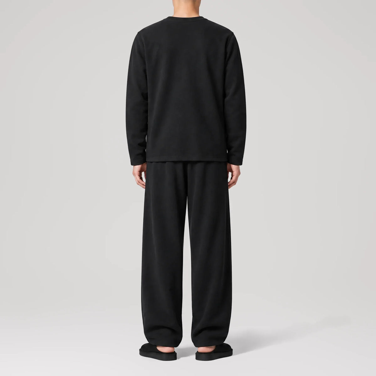 Heavyweight Endura Black Sweatshirt, back view