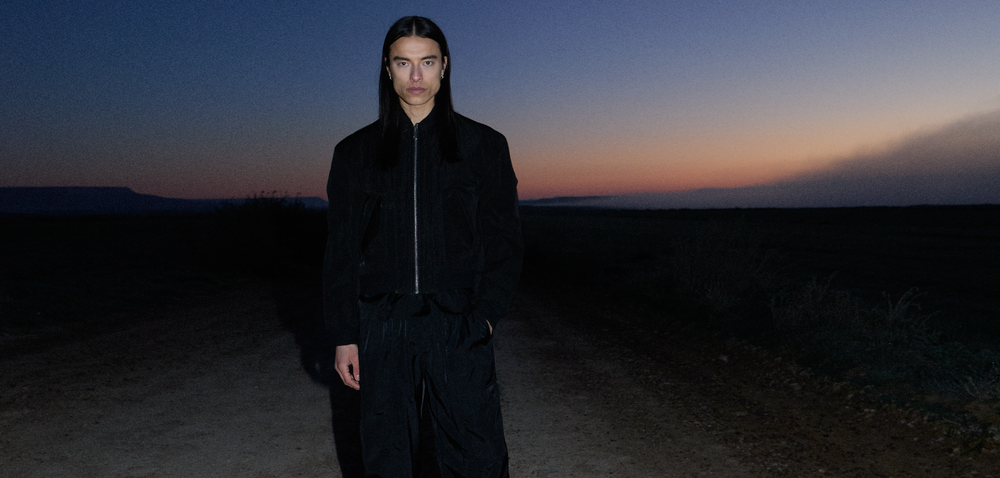 ACTIVE & OUTERWEAR