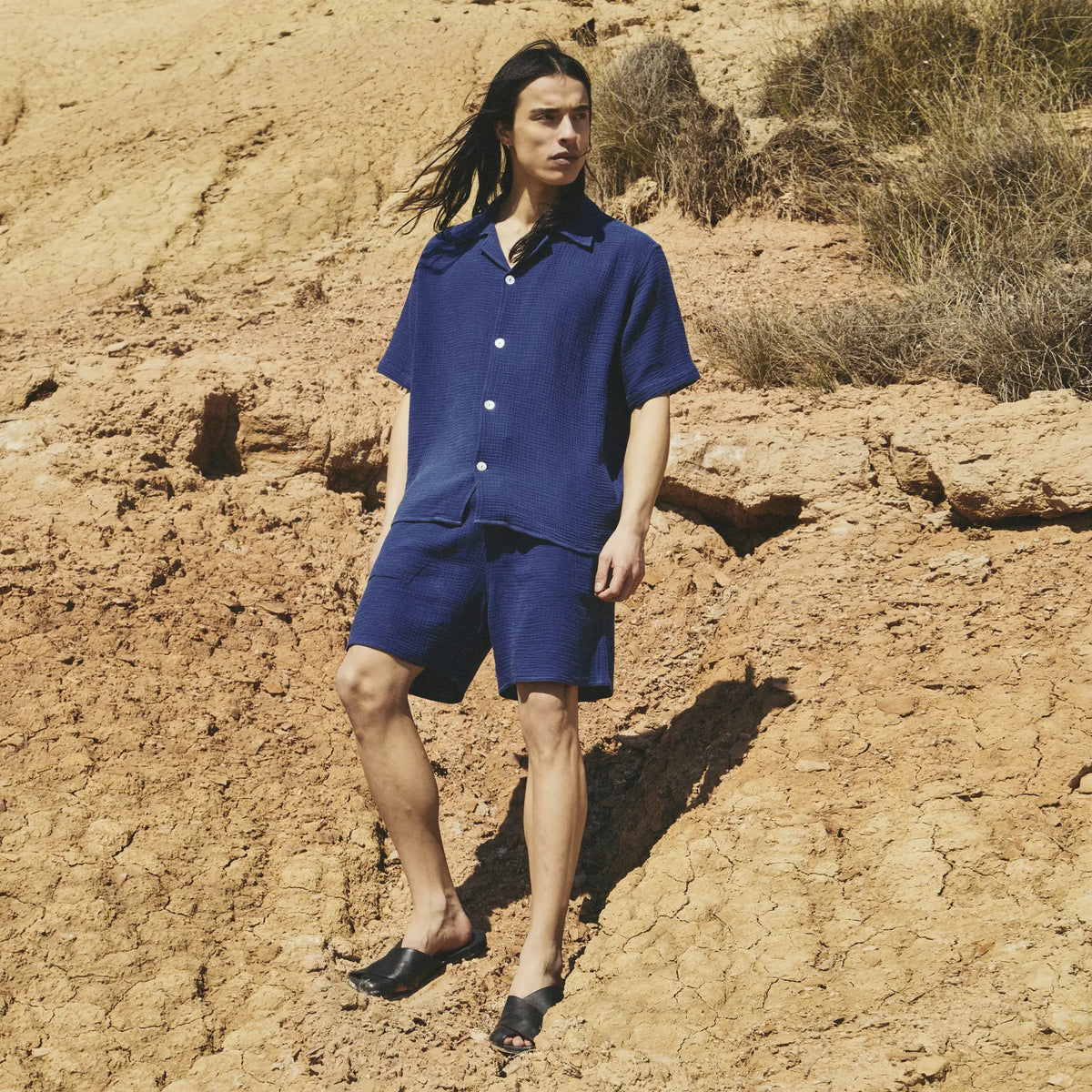 Chemise resort AngelWeave Indigo dans le désert